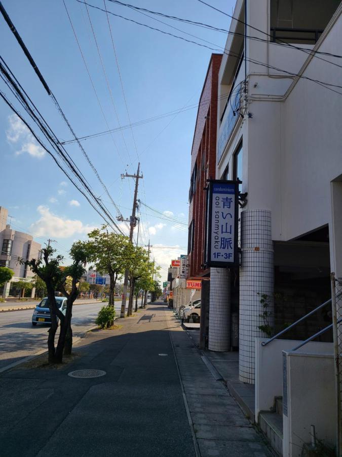 Condominium Aoi Sanmyaku Okinawa Exteriör bild