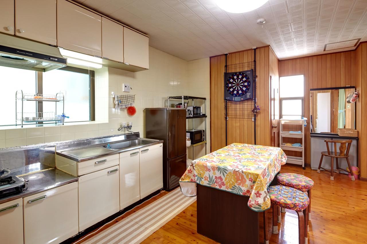 Condominium Aoi Sanmyaku Okinawa Exteriör bild