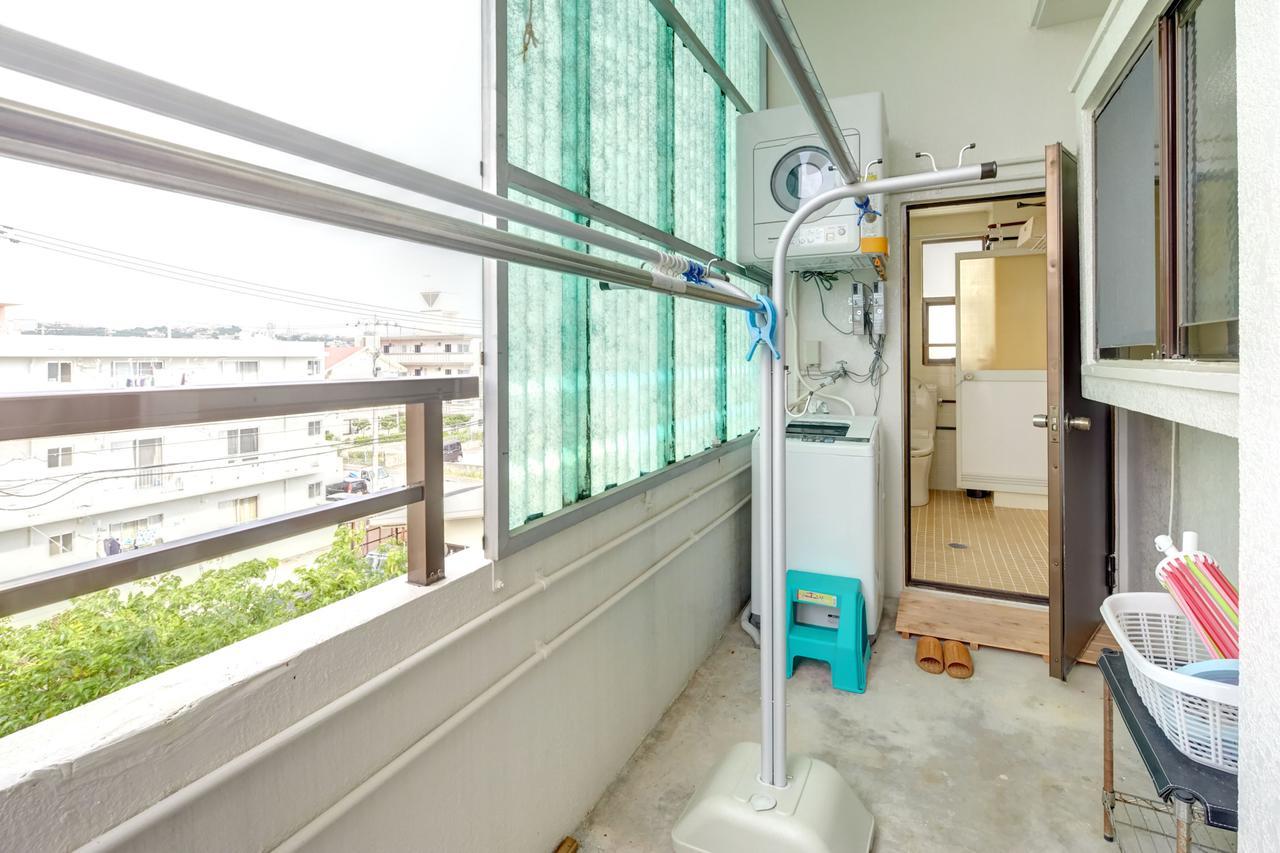 Condominium Aoi Sanmyaku Okinawa Exteriör bild