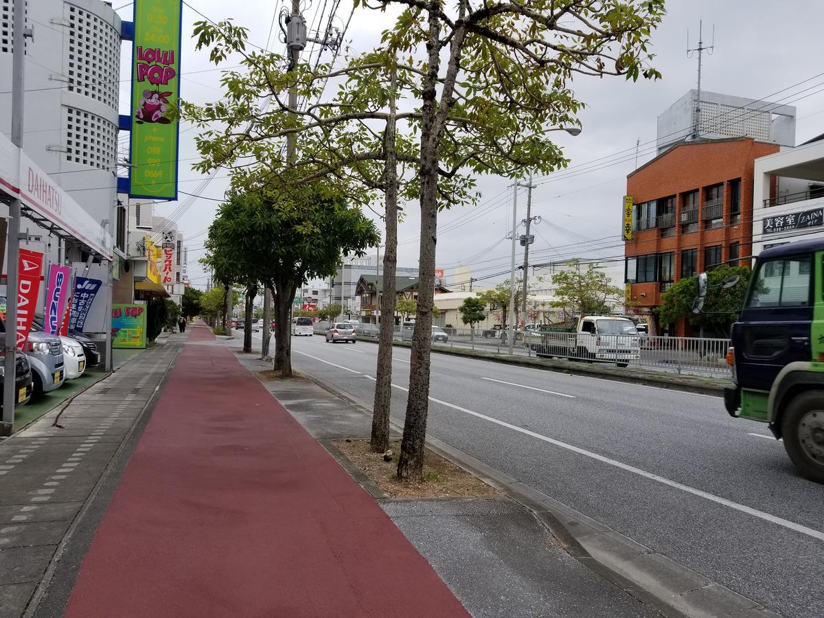 Condominium Aoi Sanmyaku Okinawa Exteriör bild