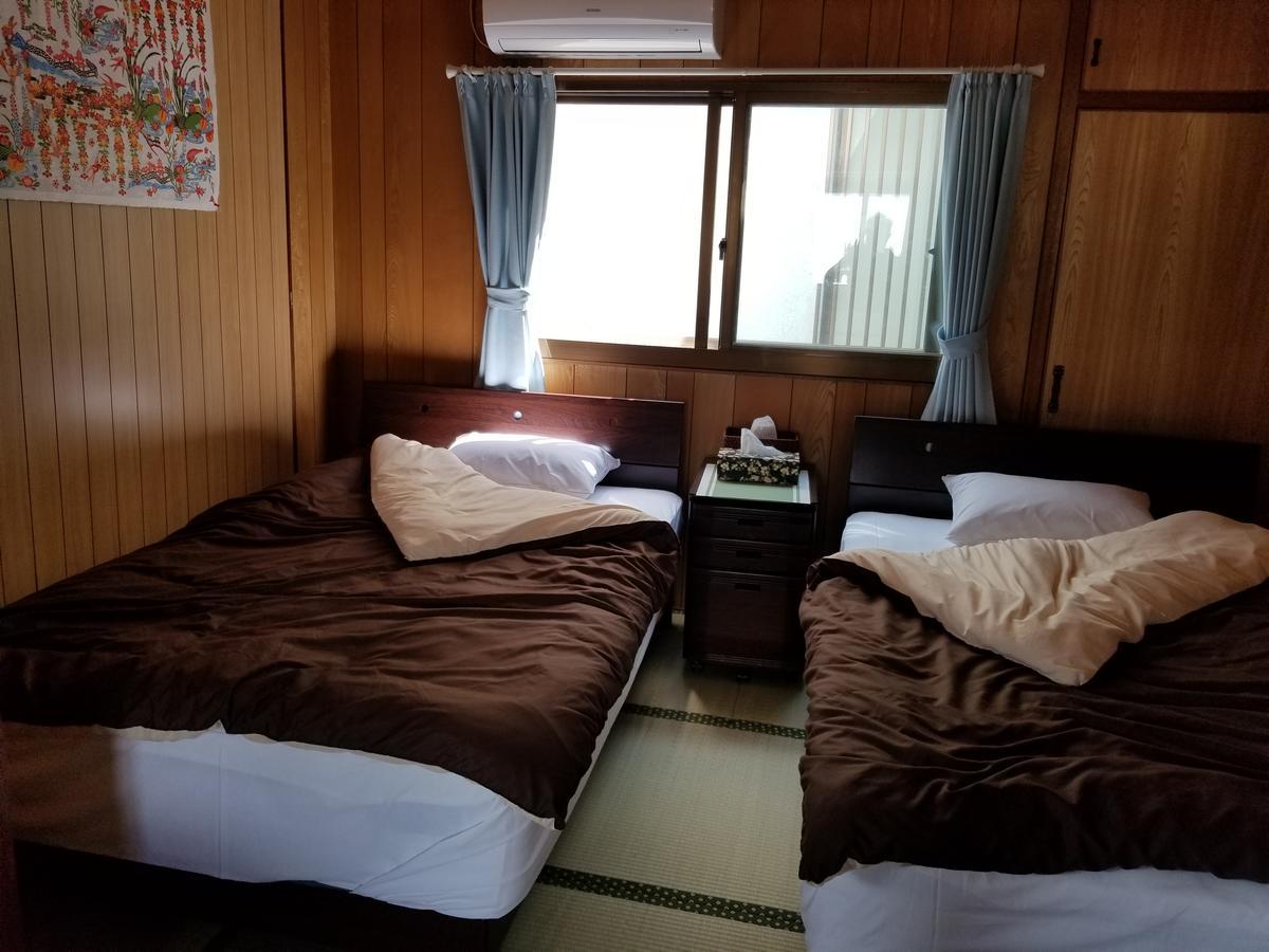 Condominium Aoi Sanmyaku Okinawa Exteriör bild