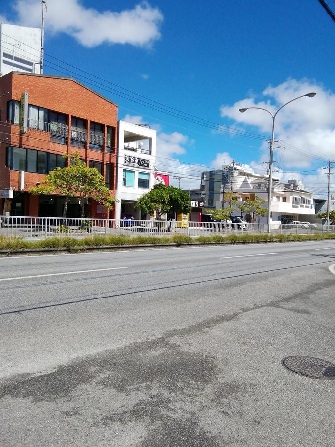 Condominium Aoi Sanmyaku Okinawa Exteriör bild